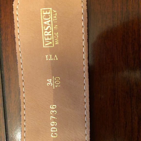 NIB VERSACE BELT 34 inches. 40 inch total length. - Picture 5 of 8